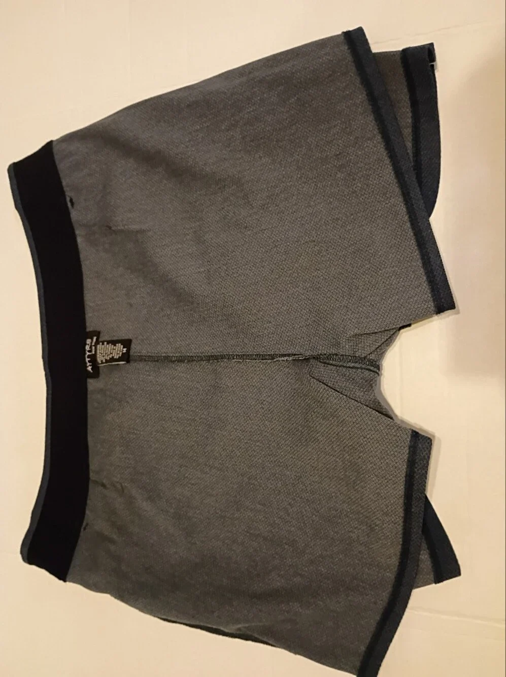 Attyre Women's Navy Blue Skort Sz 14